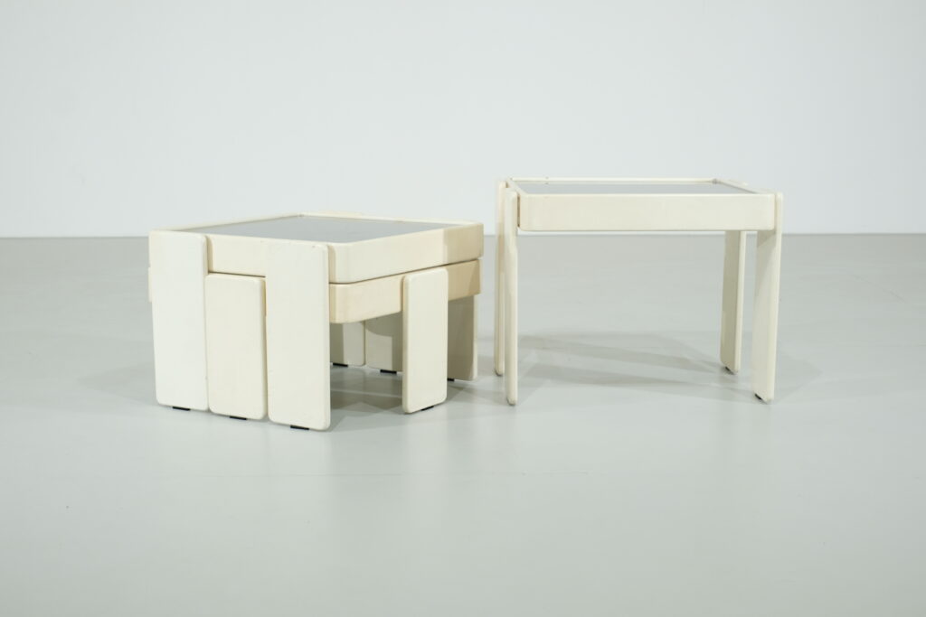 Tables gigognes par Gianfranco Frattini pour Cassina - 1970s