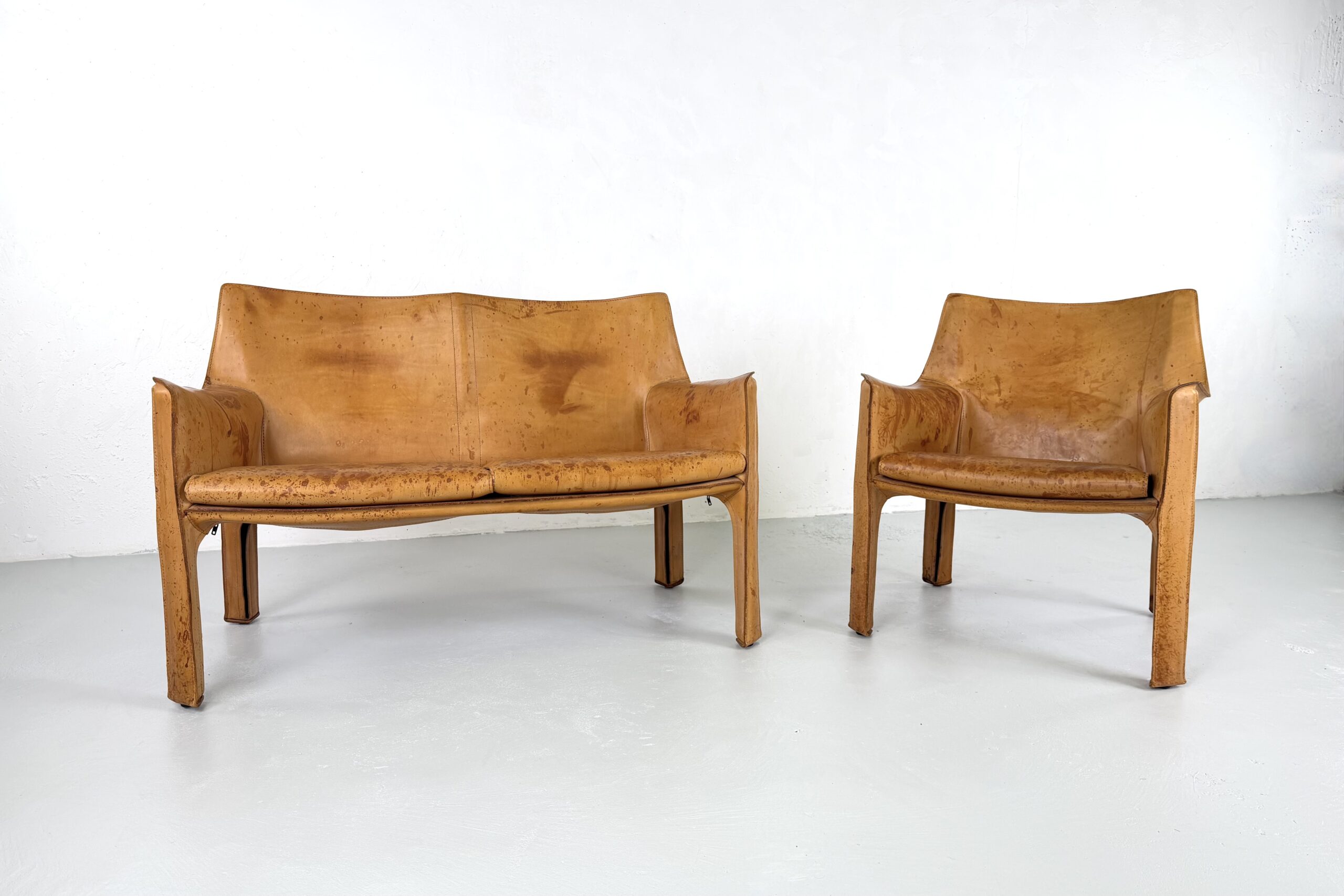Ensemble composé d'un CAB 413 et d'un CAB 414 par Mario Bellini pour Cassina-1970s – Image 10