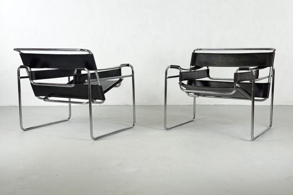 Paire de fauteuils Wasssily par Marcel Breuer pour Gavina -1960s