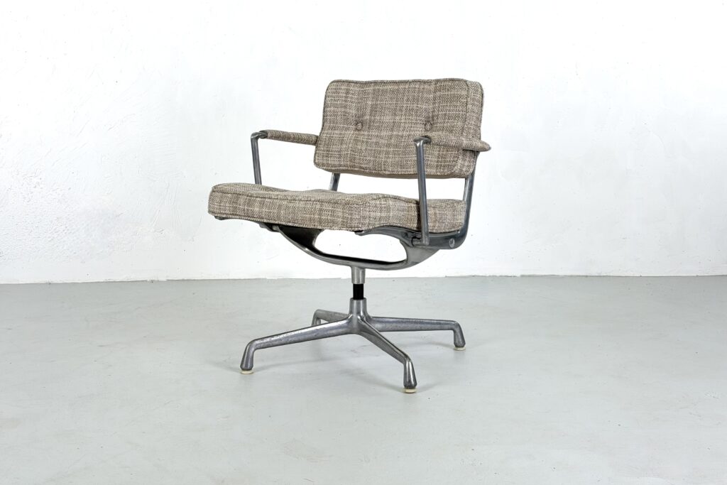 Fauteuil de bureau  ES102 "Intermediate" par Charles & Ray Eames pour Herman Miller - 1960s