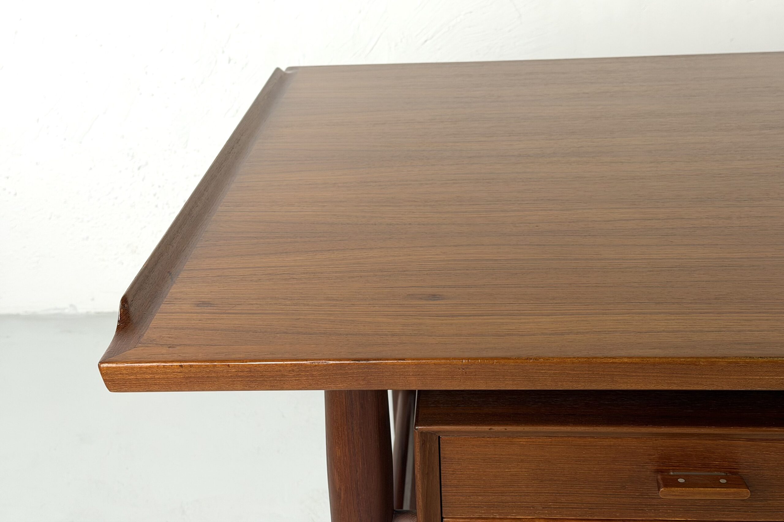 Bureau de direction modèle 207 par Arne Vodder pour Sibast - 1960s – Image 8