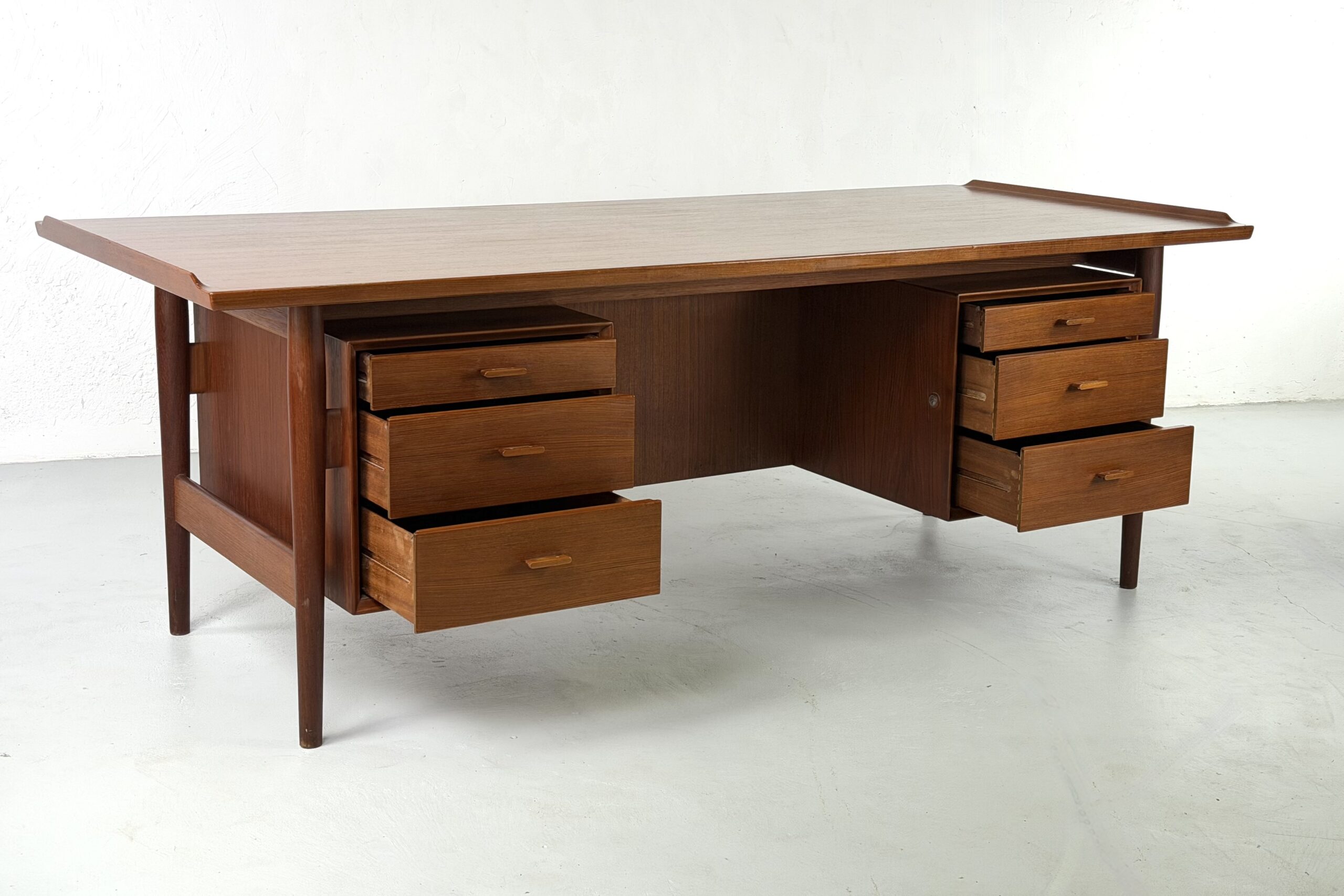 Bureau de direction modèle 207 par Arne Vodder pour Sibast - 1960s – Image 11