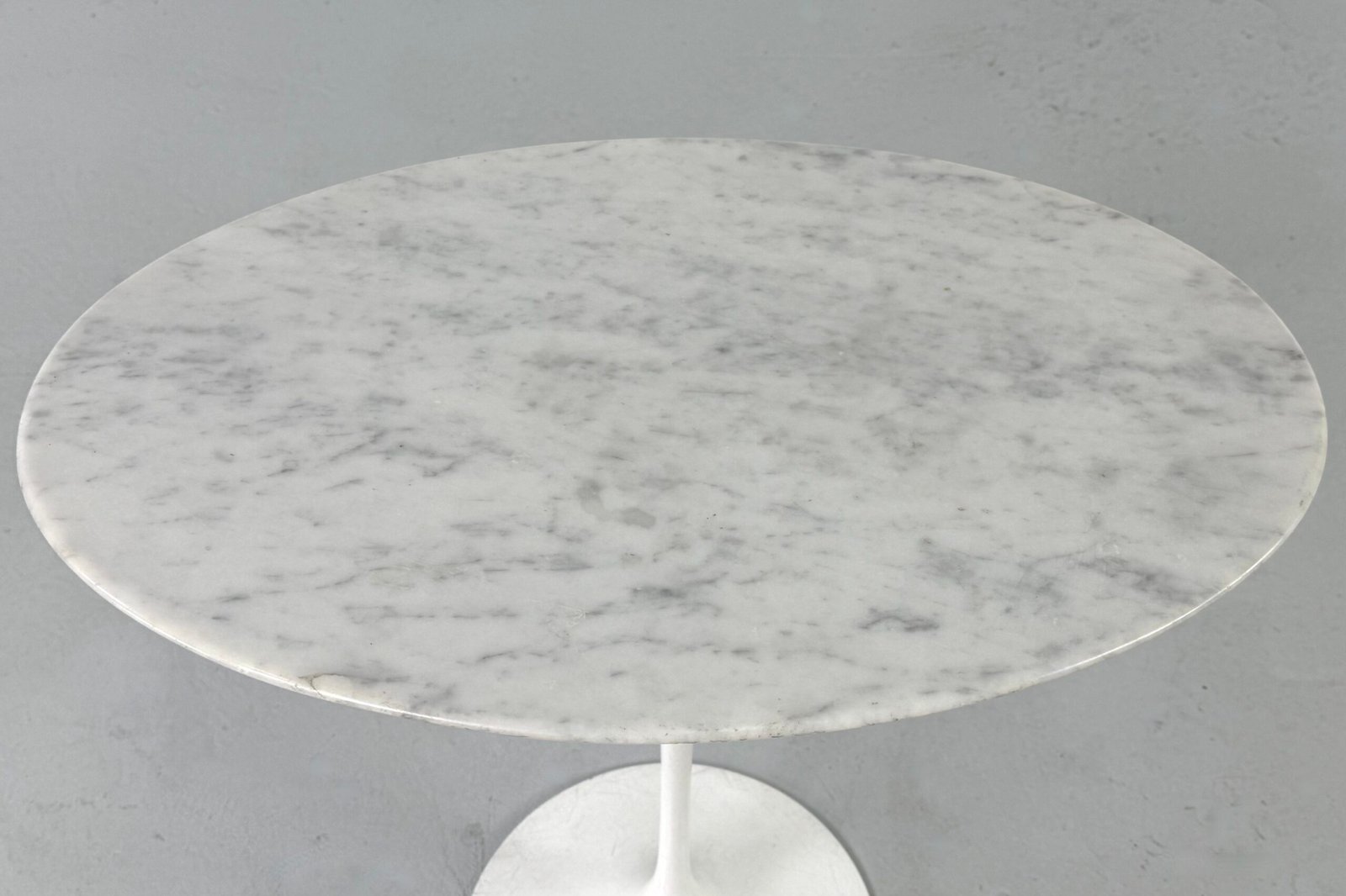 Guéridon Tulipe ovale par Eero Saarinen pour Knoll International - 1960s – Image 5