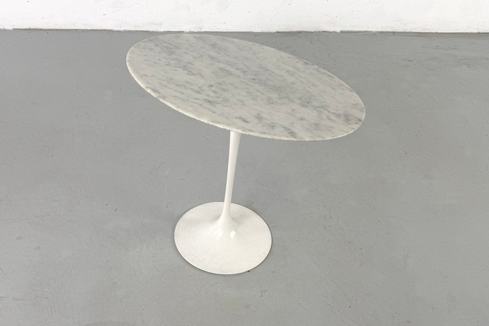 Guéridon Tulipe ovale par Eero Saarinen pour Knoll International - 1960s – Image 8