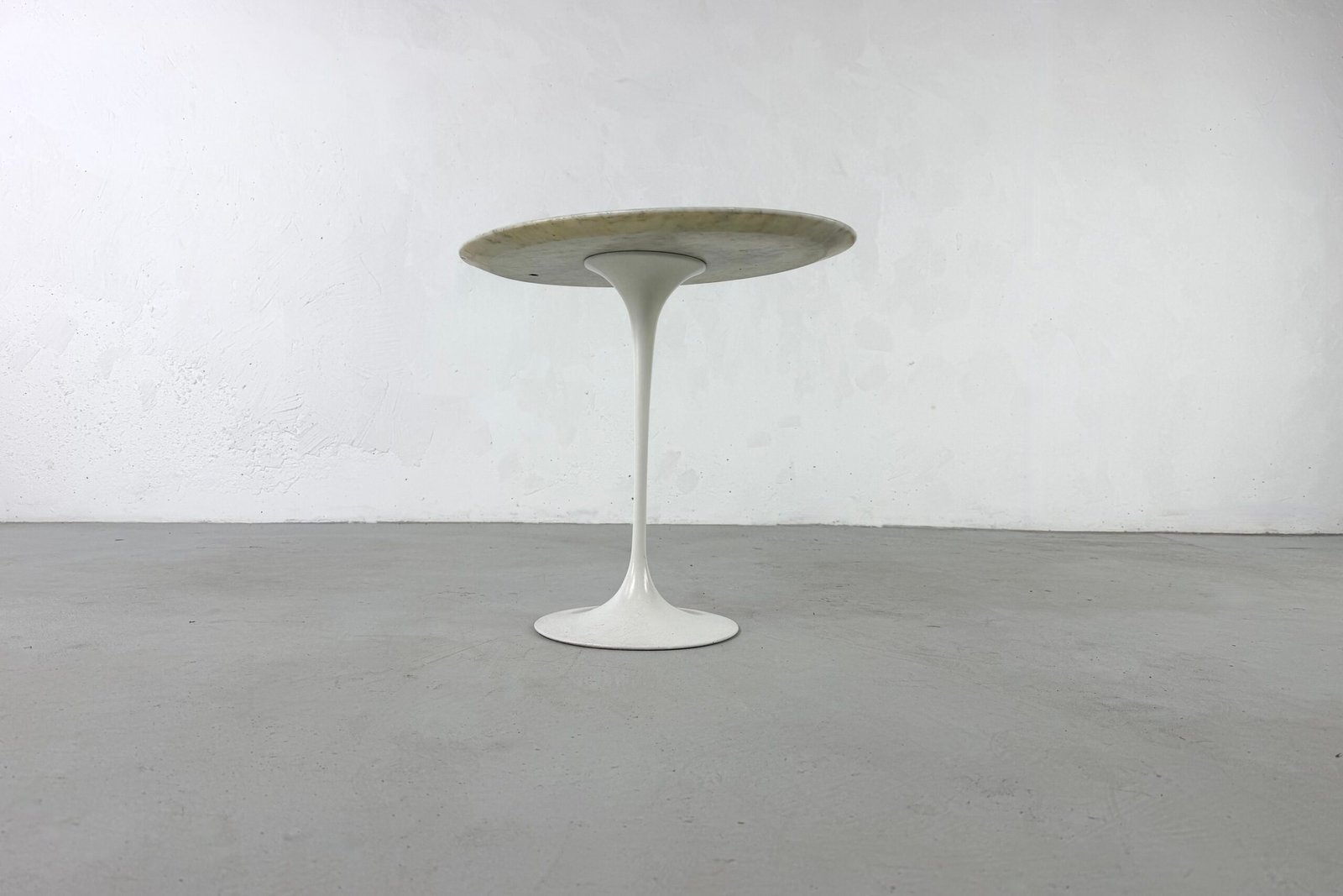Guéridon Tulipe ovale par Eero Saarinen pour Knoll International - 1960s – Image 11