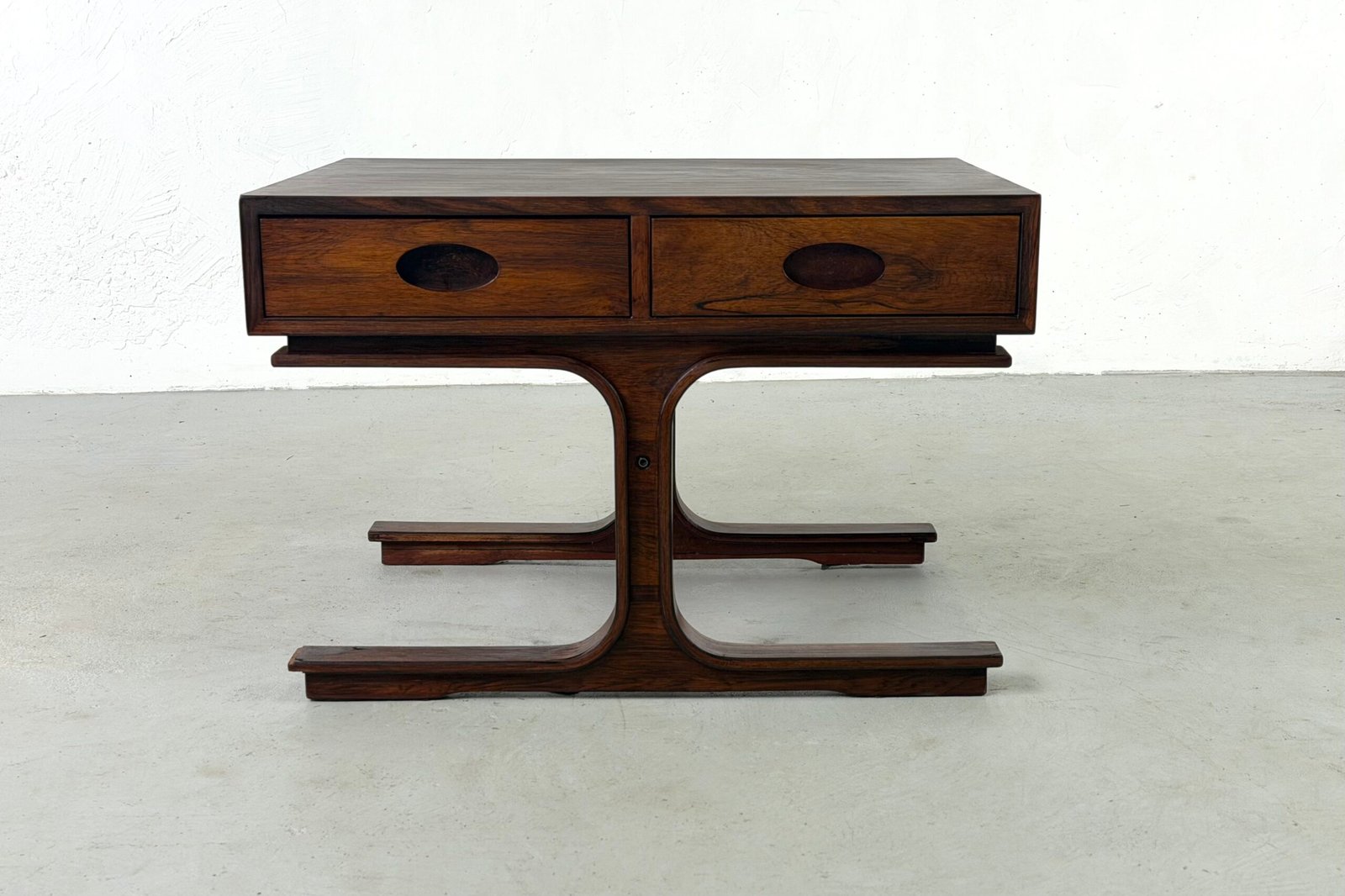Table basse modele 554 par Gianfranco Frattini pour Bernini - 1960s – Image 2