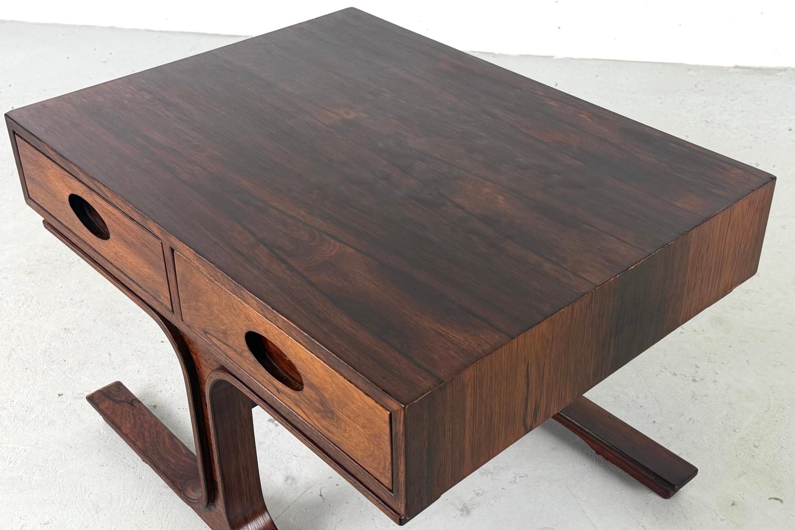 Table basse modele 554 par Gianfranco Frattini pour Bernini - 1960s – Image 8