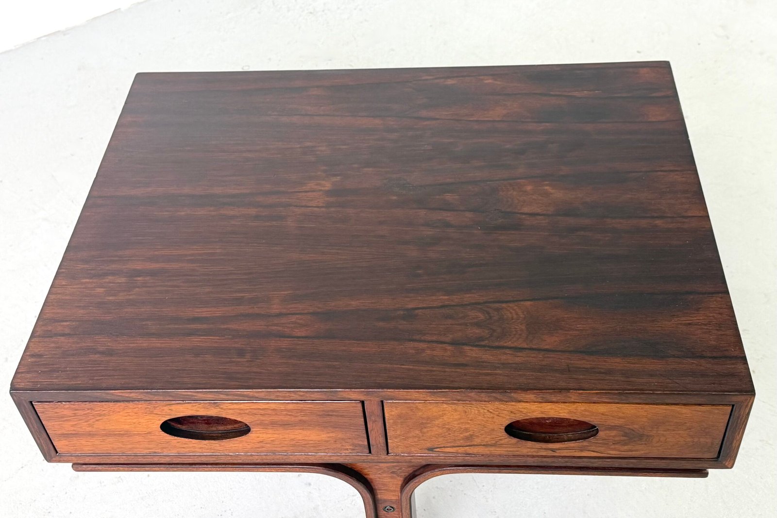 Table basse modele 554 par Gianfranco Frattini pour Bernini - 1960s – Image 9