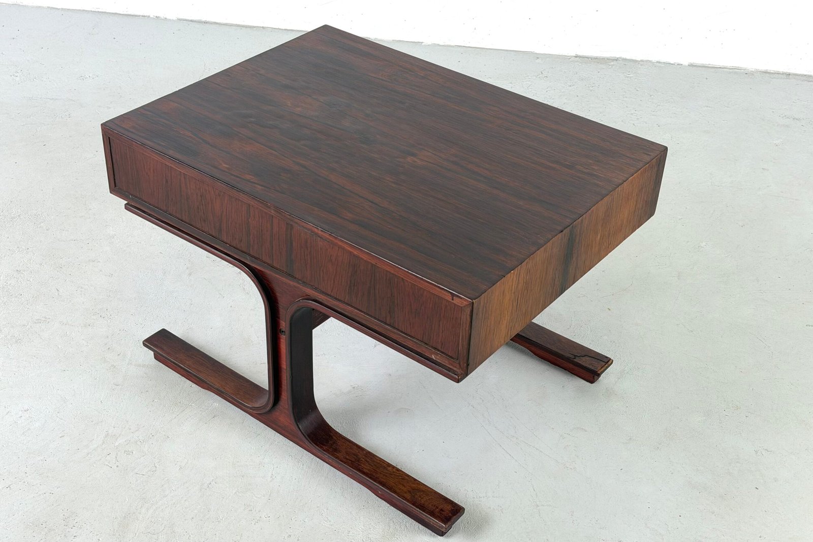 Table basse modele 554 par Gianfranco Frattini pour Bernini - 1960s – Image 11