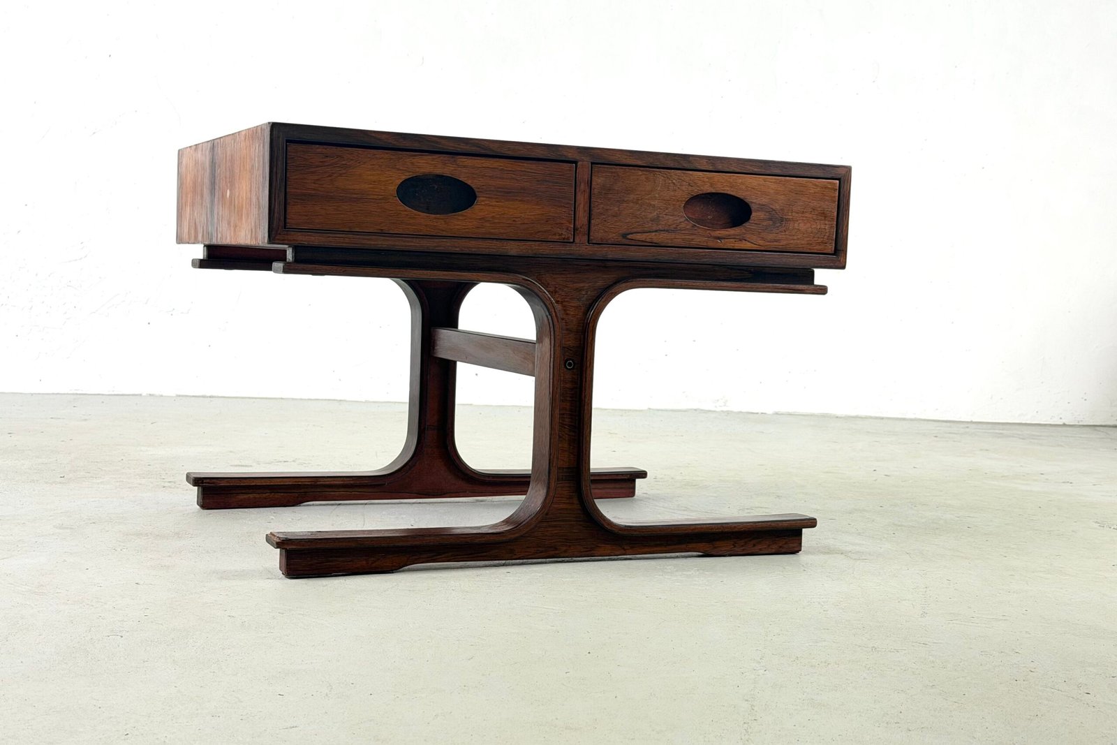 Table basse modele 554 par Gianfranco Frattini pour Bernini - 1960s – Image 13